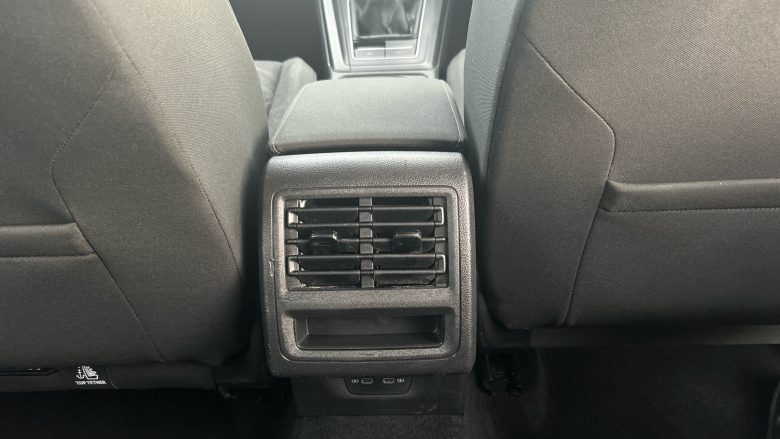 Volkswagen Golf 1.5 TSI 150 Life 5dr Petrol Hatchback